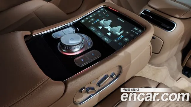 Genesis G90 Бензин 3.5 турбо AWD — Фото автомобиля 17