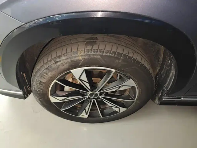 Roewe RX5 — Фото автомобиля 22