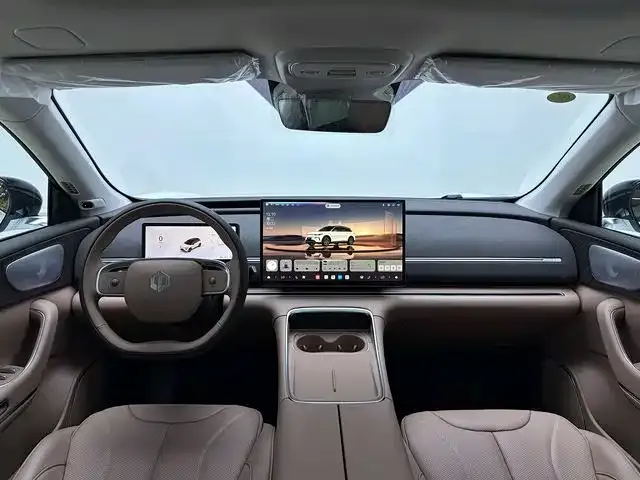 Leapmotor C11 — Фото автомобиля 2