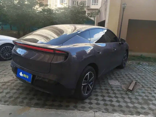 Xpeng MONA SUV — Фото автомобиля 3