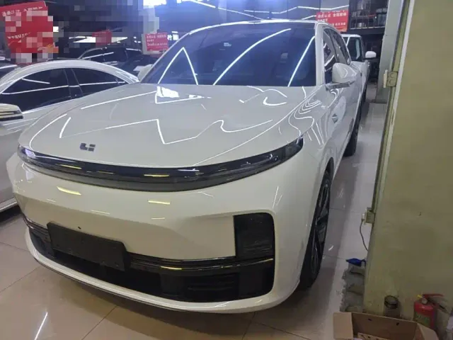 Фотография автомобиля — Li Auto L7