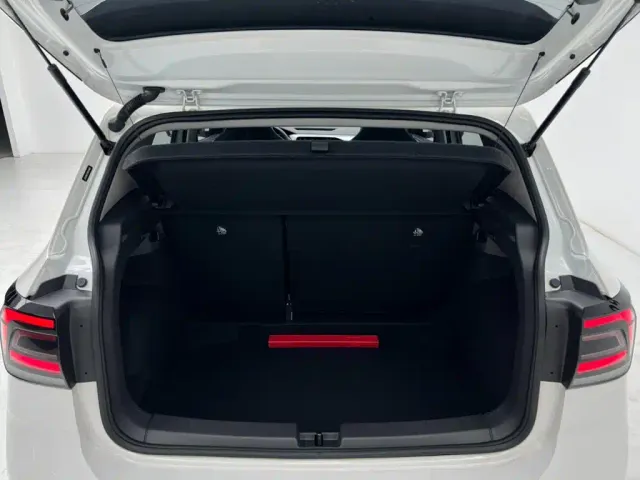 Volkswagen T-Cross — Фото автомобиля 17
