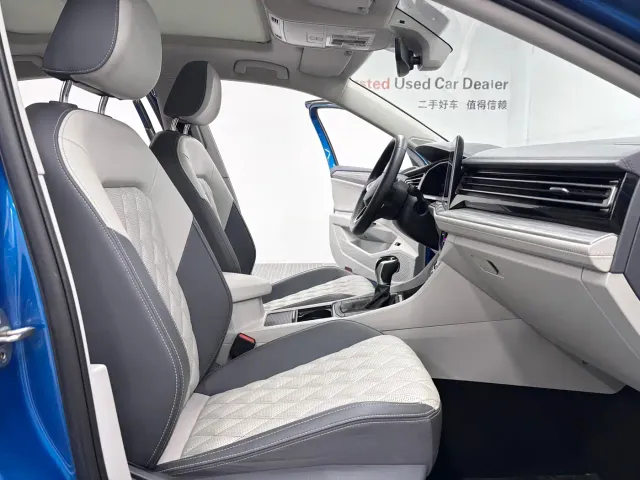 Volkswagen Sagitar — Фото автомобиля 10