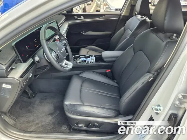 Kia K5 Новый K5 3 поколение 2.0 LPi(Для проката) — Фото автомобиля 11