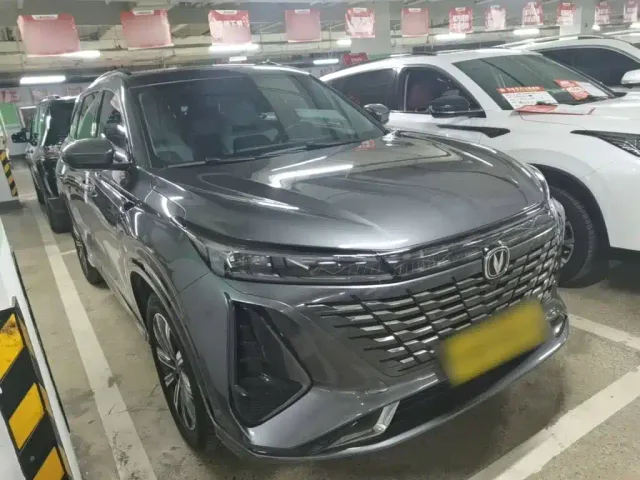 Changan CS75 Plus — Фото автомобиля 3