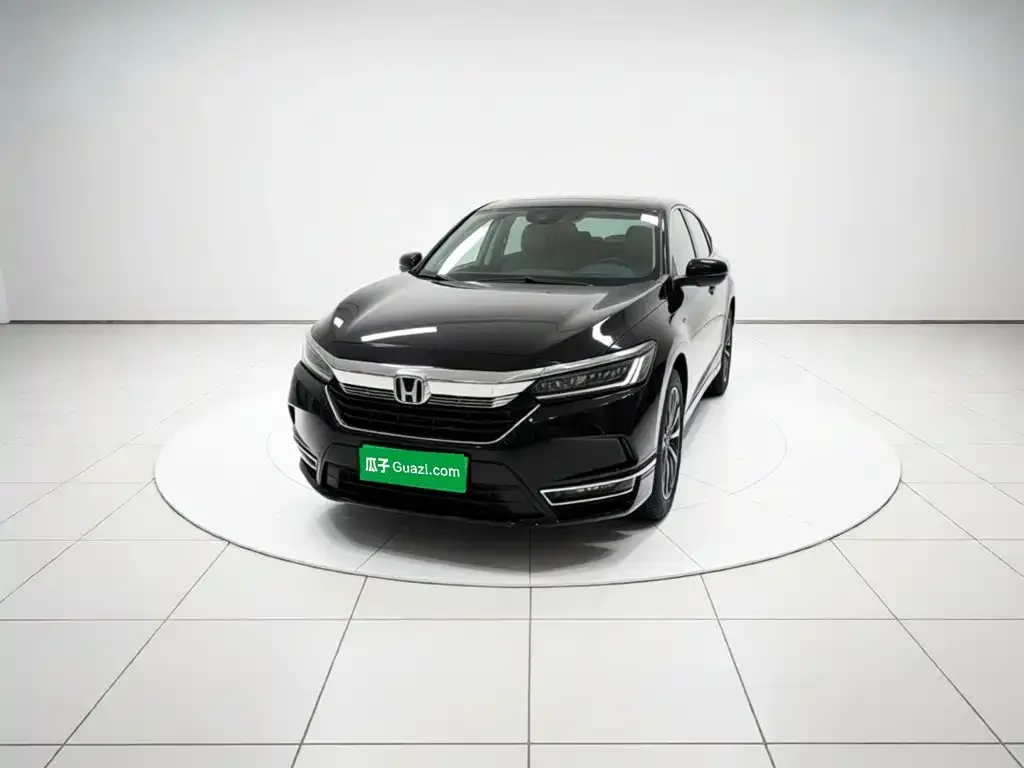 Фотография автомобиля — Honda Breeze