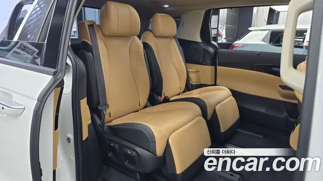 Kia Canival Carnival 4 поколение Бензин 7 мест Signature — Фото автомобиля 10
