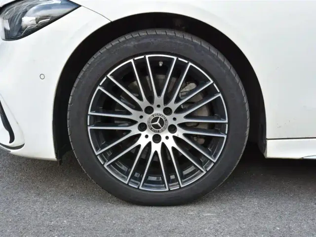 Mercedes-Benz C-Class — Фото автомобиля 6