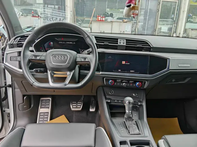 Audi Q3 — Фото автомобиля 6