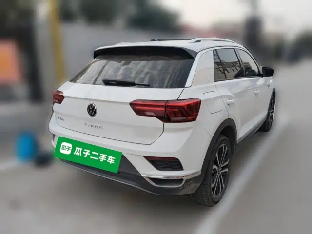 Volkswagen T-Roc — Фото автомобиля 4
