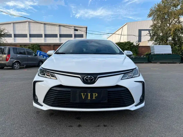 Toyota Corolla — Фото автомобиля 2