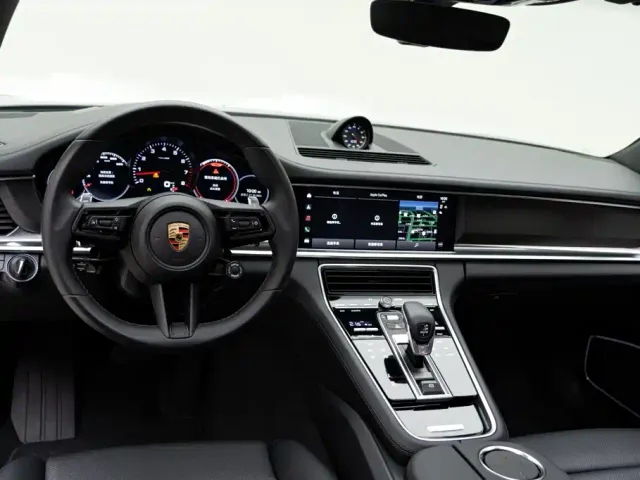 Porsche Panamera — Фото автомобиля 13