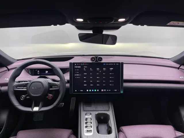 Xiaomi SU7 — Фото автомобиля 13