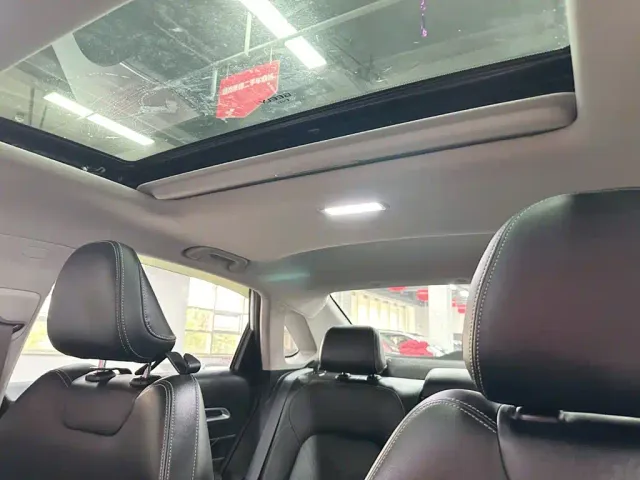 Geely Emgrand — Фото автомобиля 21