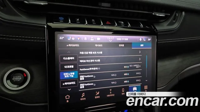Jeep Cherokee WL — Фото автомобиля 23