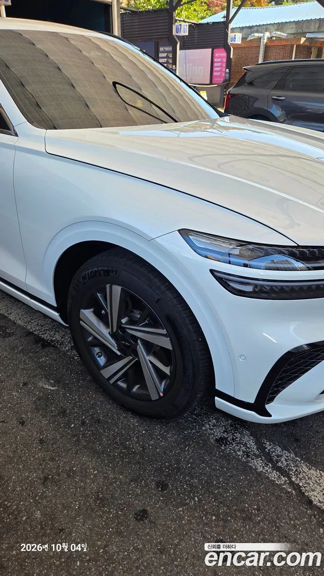 Genesis GV70 — Фото автомобиля 5