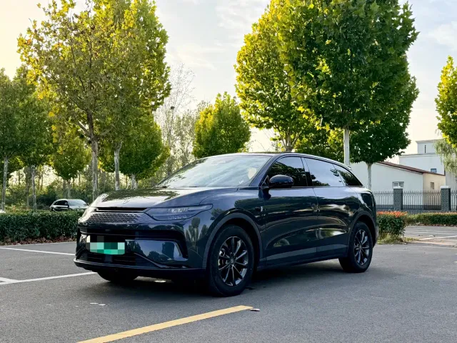 Фотография автомобиля — Leapmotor C11