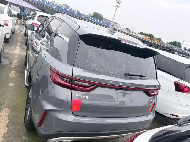Geely Vision X6 — Фото автомобиля 15