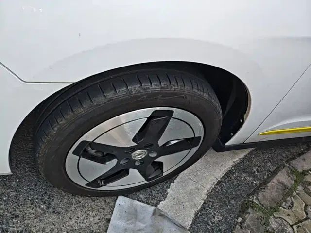 Dongfeng Fengshen E70 — Фото автомобиля 22