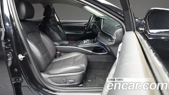 Hyundai Grandeur New — Фото автомобиля 11