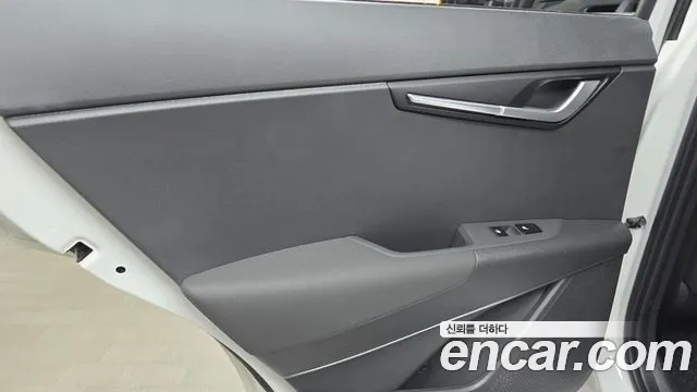 Kia Niro The All New Niro Signature — Фото автомобиля 25