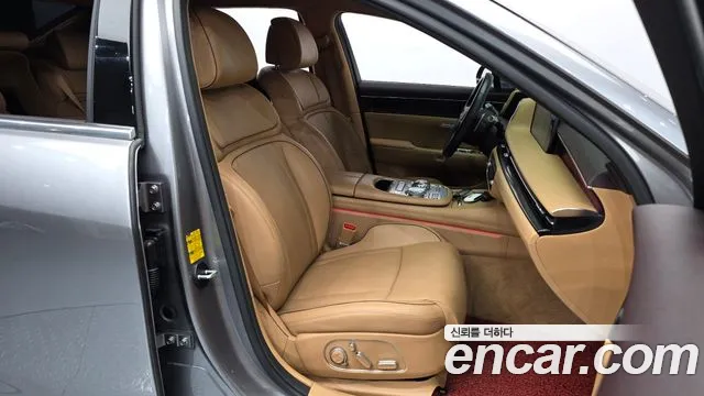 Genesis G90 Бензин 3.5 турбо AWD — Фото автомобиля 11