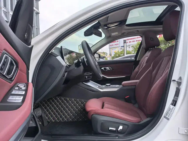BMW 3 Series — Фото автомобиля 9