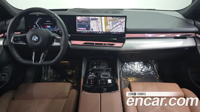 BMW 5-Series 5 серия (G60) 530i xDrive M Sport — Фото автомобиля 7