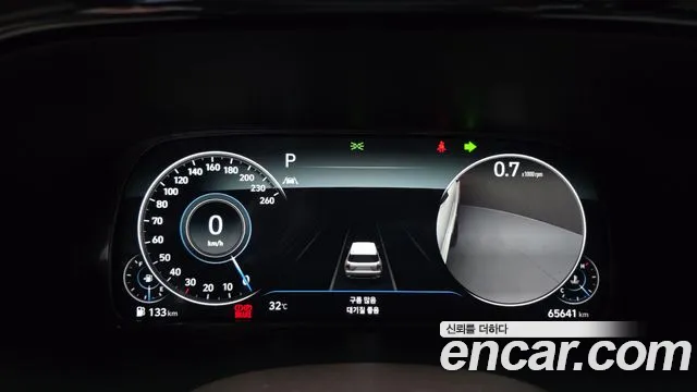 Hyundai Palisade Palisade Дизель 2.2 2WD — Фото автомобиля 8