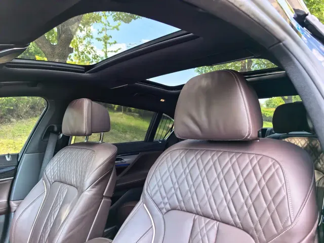 BMW 7 Series — Фото автомобиля 16