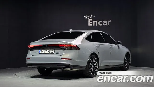 Honda Accord — Фото автомобиля 2