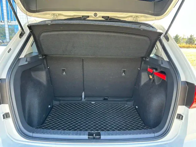 Volkswagen Tharu — Фото автомобиля 26