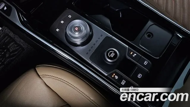 Kia Sorento — Фото автомобиля 12
