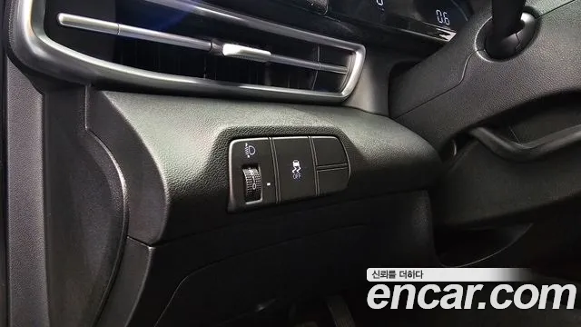 Hyundai AVANTE Новый Avante (CN7) — Фото автомобиля 19