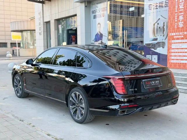 Hongqi H9 — Фото автомобиля 12