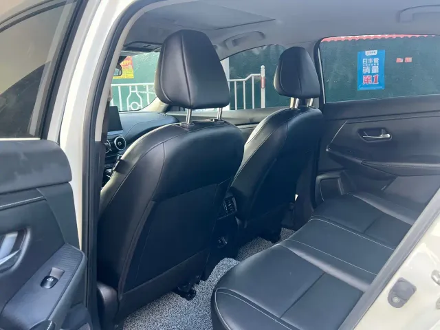 Nissan Sylphy — Фото автомобиля 5