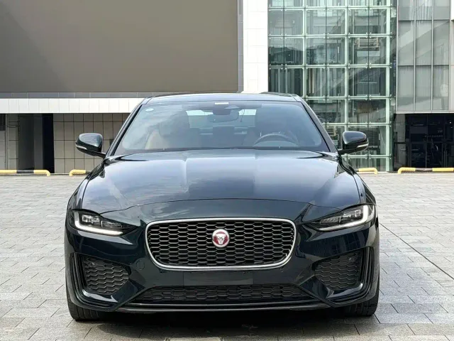 Jaguar XEL — Фото автомобиля 2