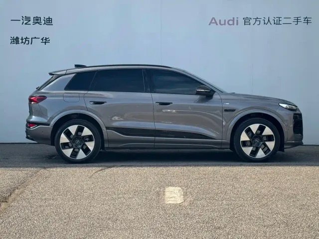 Audi Q6L e-tron — Фото автомобиля 3