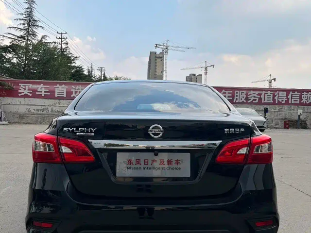 Nissan Sylphy — Фото автомобиля 12