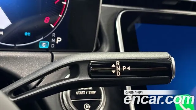 Mercedes-Benz E-Class — Фото автомобиля 9