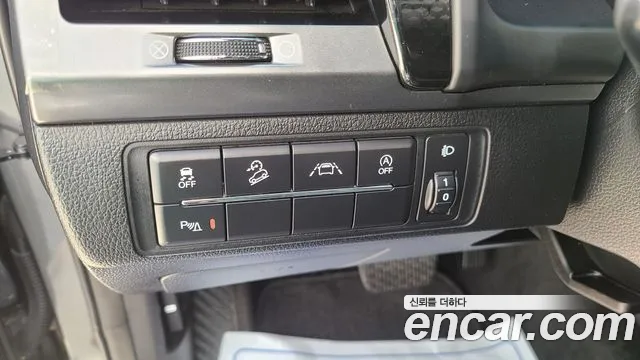 KG_Mobility_Ssangyong Rexton Новый Rexton Sport Khan Дизель 2.2 4WD — Фото автомобиля 9