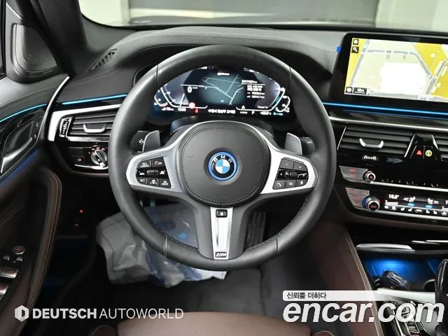 BMW 5-Series 5 серия (G30) — Фото автомобиля 13