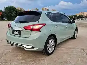 Nissan Tiida — Фото автомобиля 8