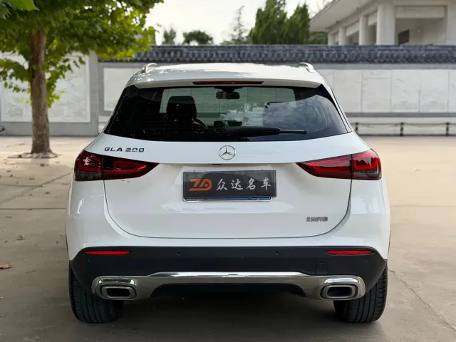Mercedes-Benz GLA-Class — Фото автомобиля 13