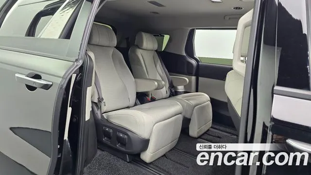 Kia Carnival 4th Gen — Фото автомобиля 16