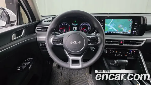 Kia K5 K5 3 поколение 2.0 LPI(Для проката) — Фото автомобиля 13