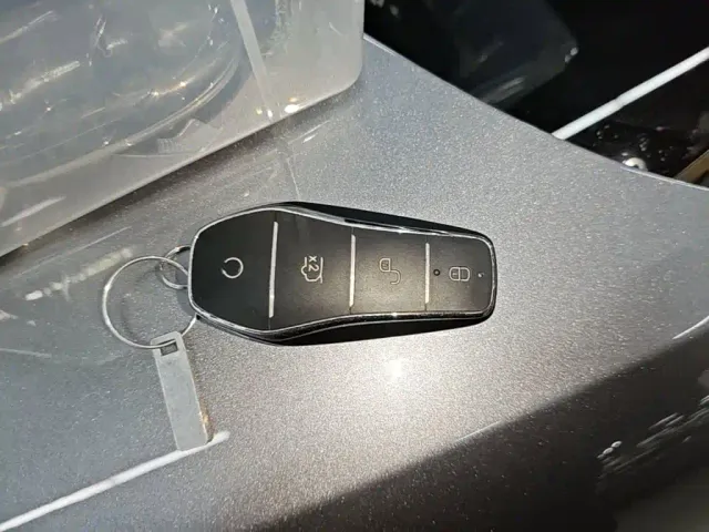 BYD Qin L — Фото автомобиля 8