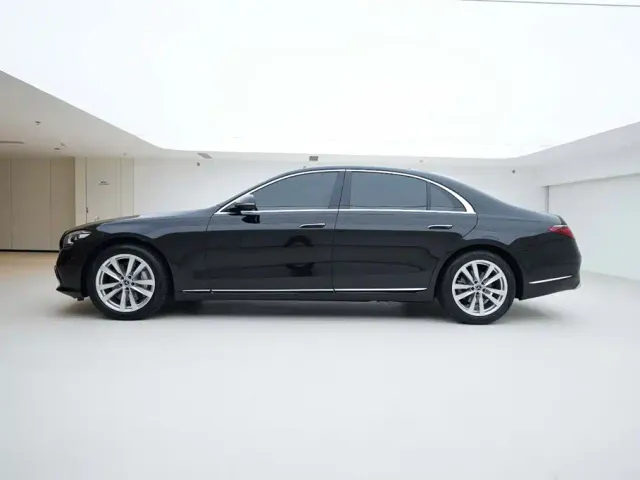Mercedes-Benz S-Class — Фото автомобиля 2