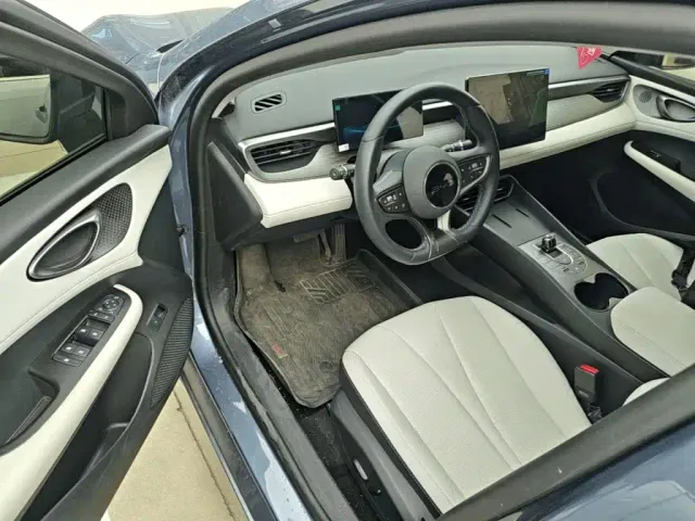 BYD Seal 05 DM-i — Фото автомобиля 20