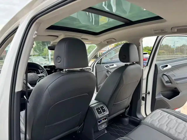 Volkswagen Tiguan X — Фото автомобиля 15